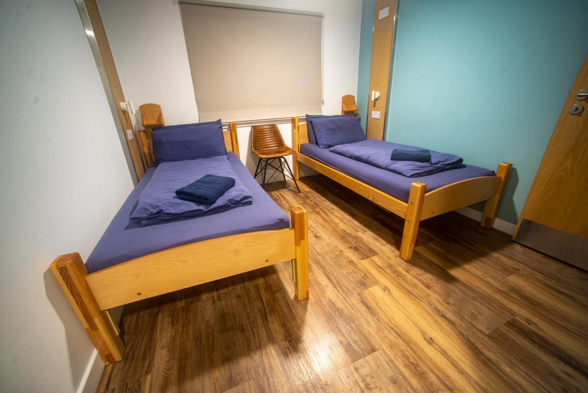 Glen Nevis Youth Hostel Форт-Вільям Екстер'єр фото A typical room at the hostel