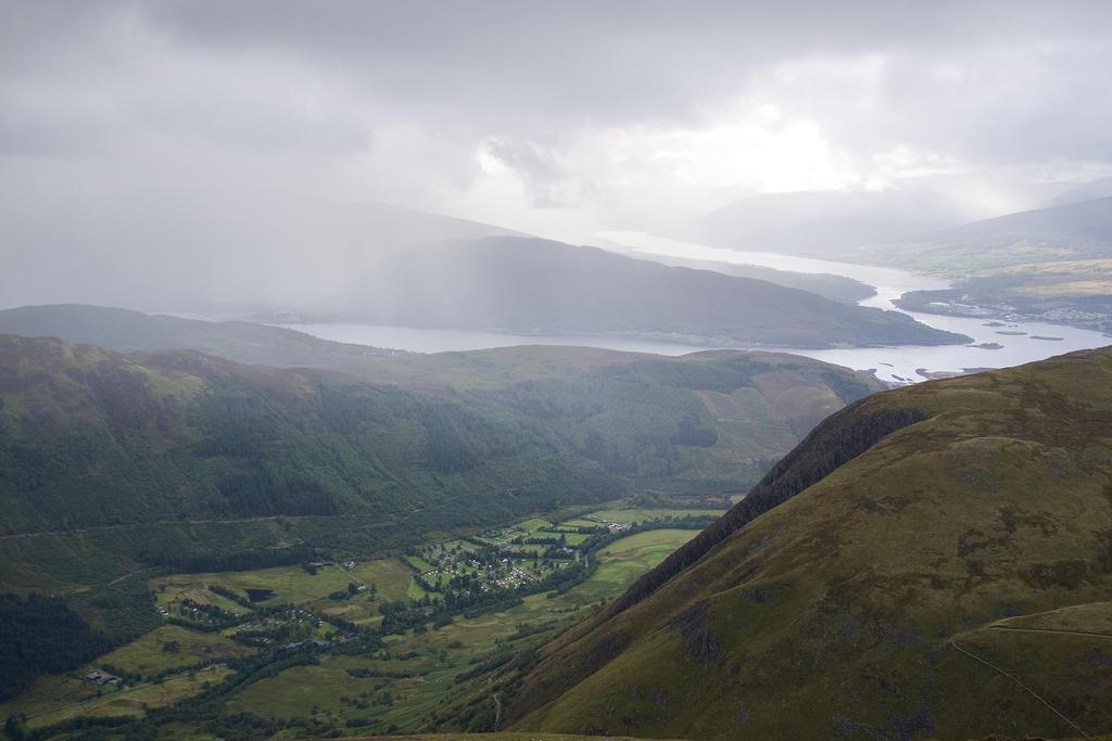 Glen Nevis Youth Hostel Форт-Вільям Екстер'єр фото The village of Llynnau Ffestiniog